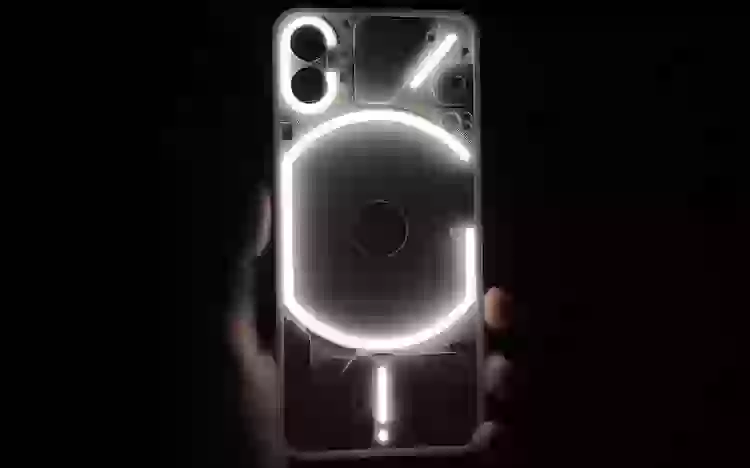 Пустой хайп или реально крутой телефон. Чем в итоге является Nothing Phone (1)