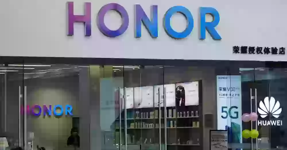 Honor снова разрешили выпускать смартфоны с обновляемым Android и сервисами Google