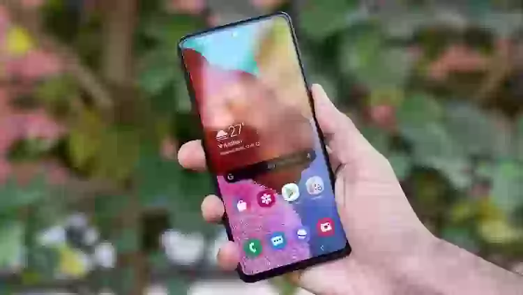 Владельцам каких Samsung Galaxy точно не стоит покупать S21, а какие модели лучше обновить