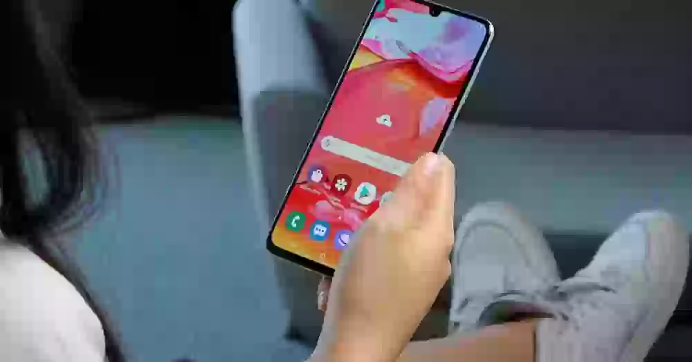 Samsung обещала обновлять свои Android-смартфоны 4 года. А что по факту?