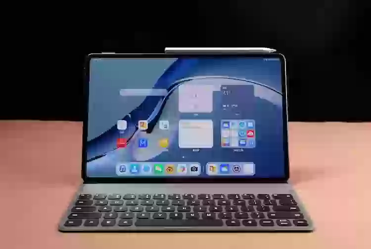 Huawei представила новые FreeBuds 4, Watch 3 и супер-планшет MatePad Pro