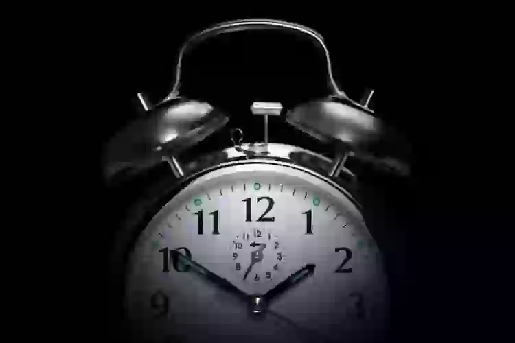 Проблемы с будильником Android и долгое обновление Xiaomi: итоги недели