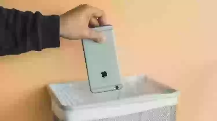 Какие телефоны чаще продают, чем выбрасывают
