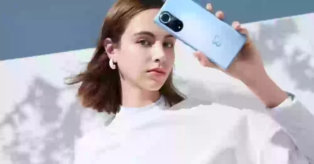 Huawei показала один из лучших телефонов среднего класса