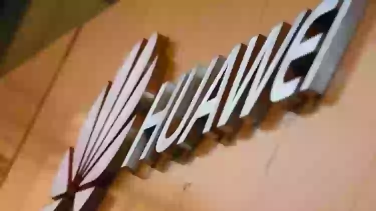 Казалось, что дальше некуда, но США еще больше «закрутили гайки» Huawei