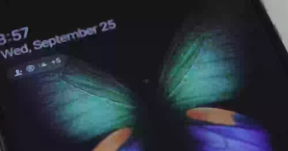 Обновлённые Galaxy Fold тоже выходят из строя на второй день