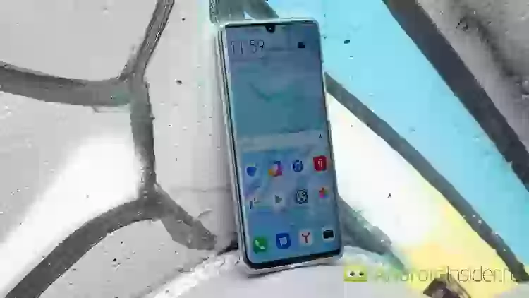 Какая оболочка для Android-смартфонов самая быстрая