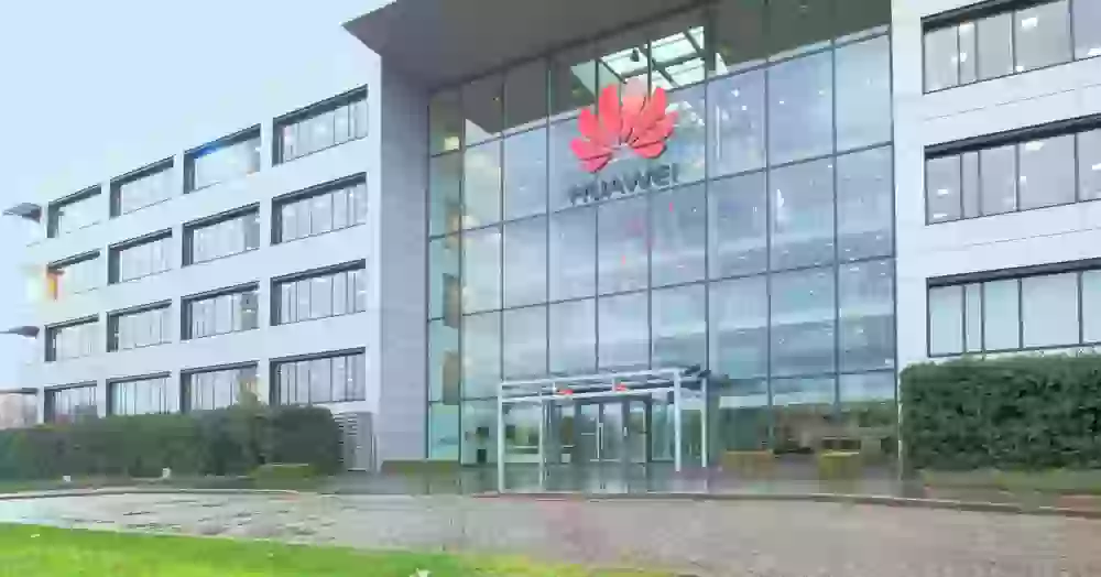 Huawei ожидает 20% падение продаж смартфонов