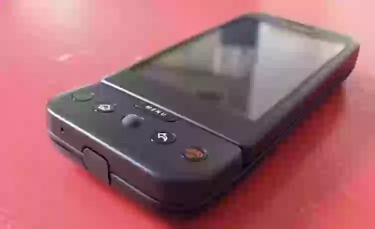 Производитель первого Android смартфона близок к катастрофе.