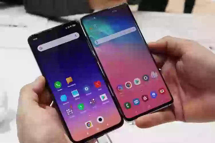 Лучший телефон Samsung до сих пор работает как дешевый Xiaomi