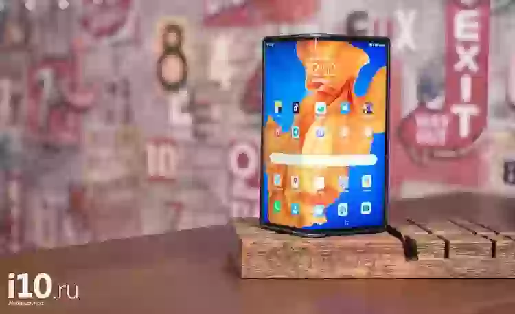 Слишком ли дорого стоит складной Huawei Mate Xs