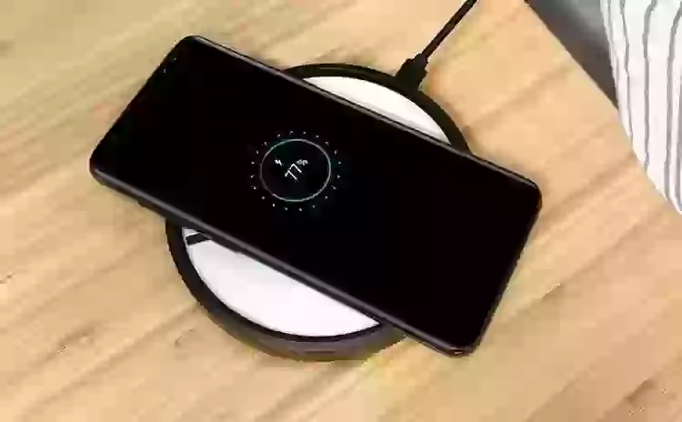 Как Apple заставила Samsung сделать беспроводную зарядку более доступной