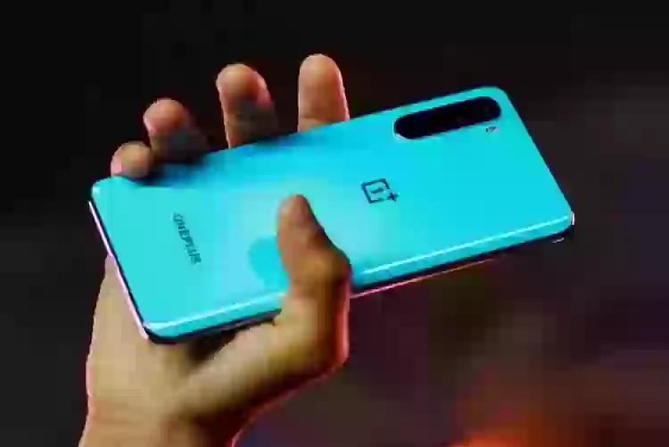 С какими смартфонами стоит сравнивать OnePlus Nord и кто от него пострадает