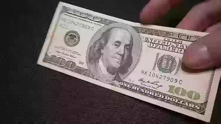 Пять лучших новых смартфонов до 100 долларов