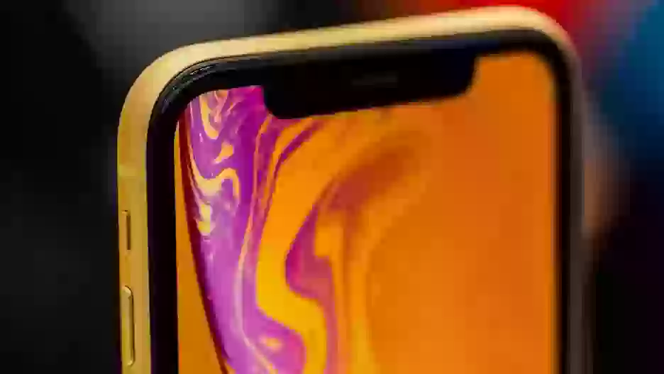 iPhone XR или OnePlus 6: что купить?