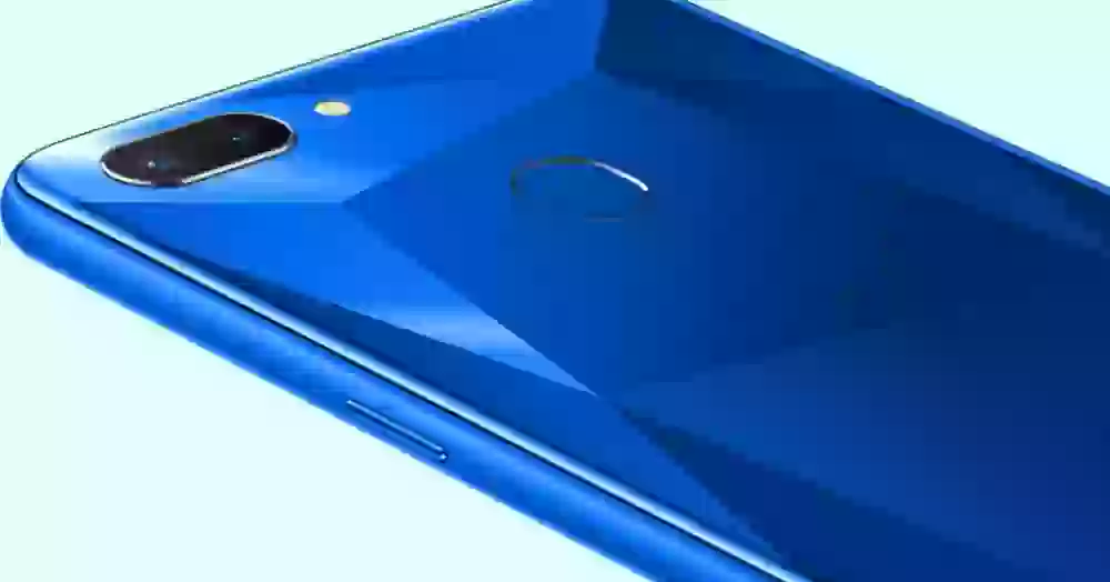 Oppo A7 — два цвета и впечатляющая селфи-камера