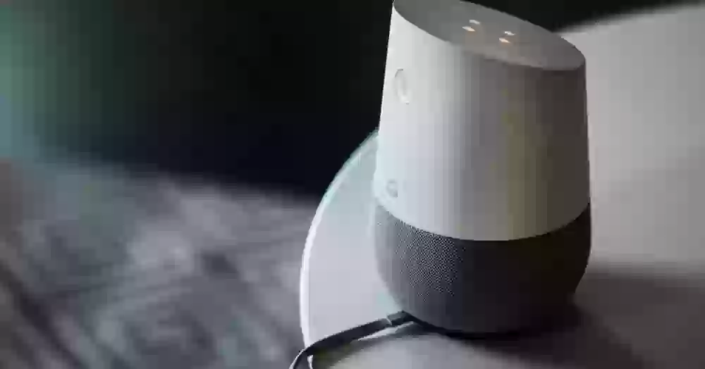 «Google Ассистент» в Google Home заговорил по-русски
