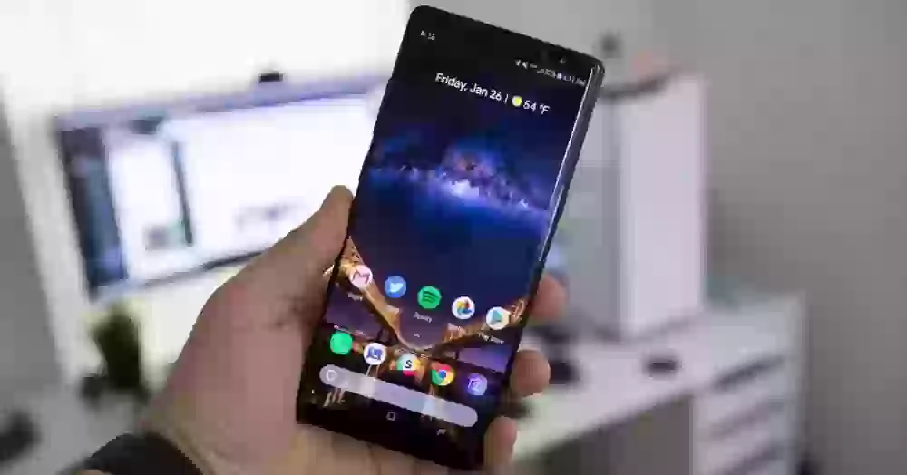 Galaxy Note 8 начал обновляться до Android 9 Pie в России