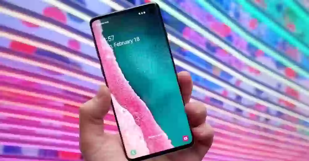 Эксперты назвали самую выдающуюся особенность Galaxy S10