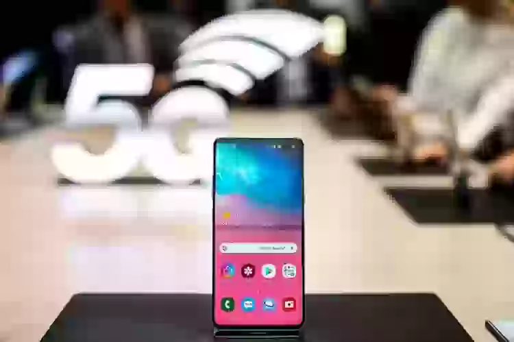 Samsung не озаботилась ремонтопригодностью Galaxy S10 5G
