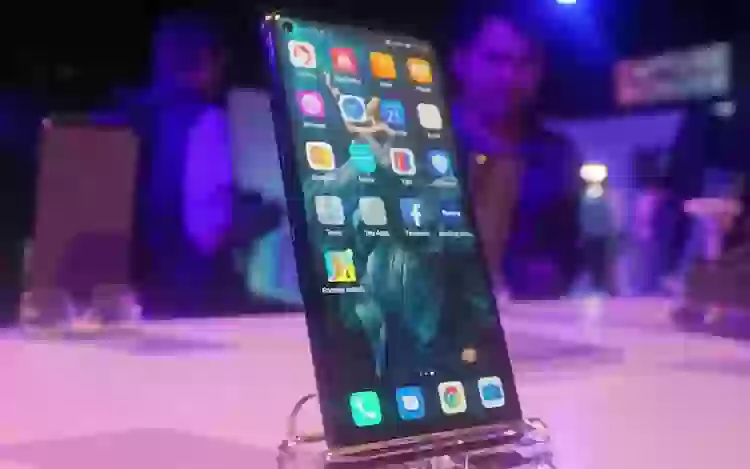 Huawei привезла флагманский Honor 20 в Россию по специальной цене